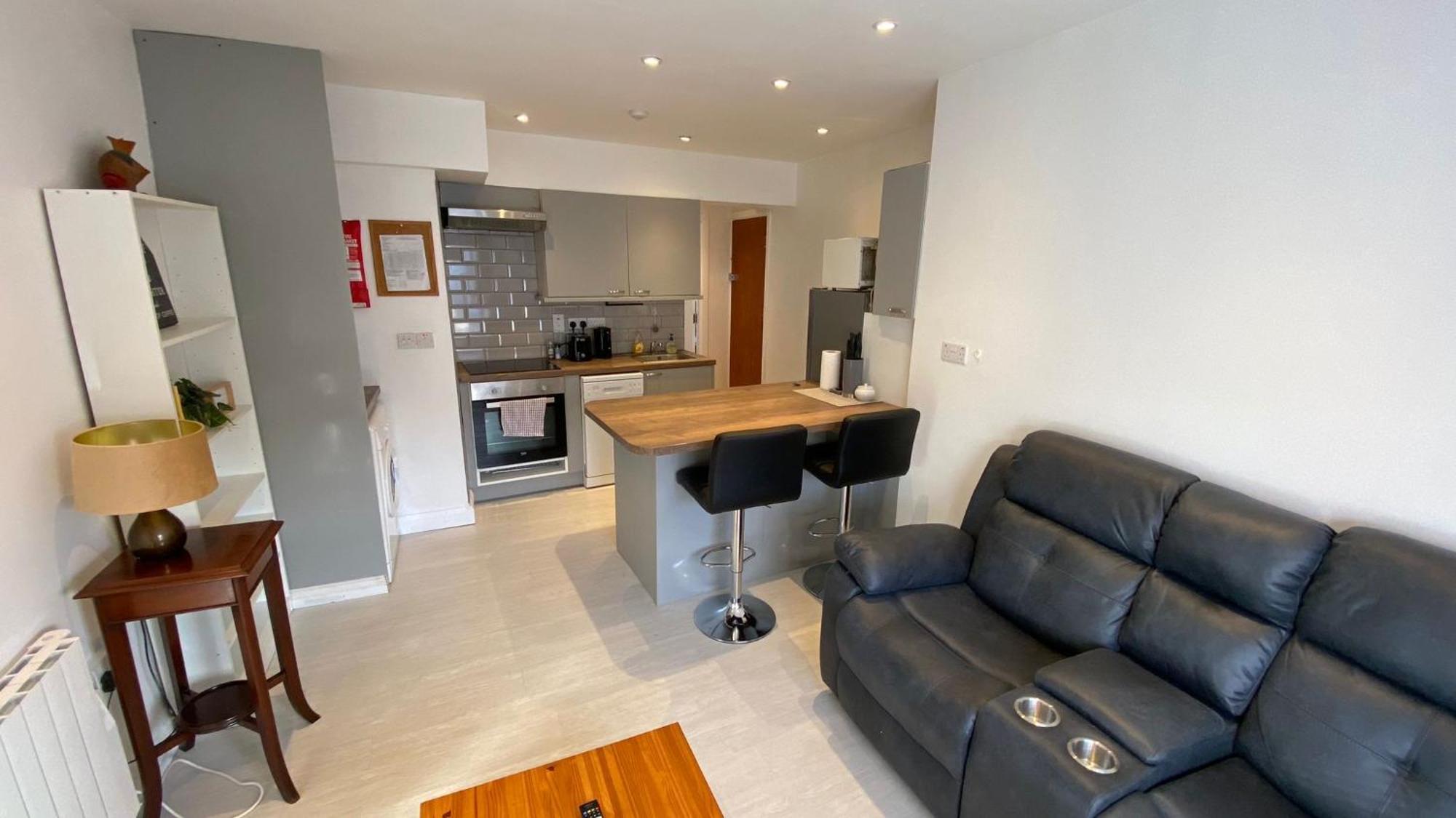 Famous Westend Of Galway, 1 Bed *